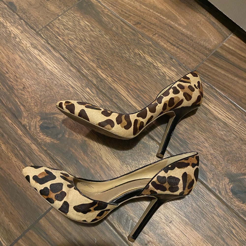 BCBG Leopard shoes, gently worn
